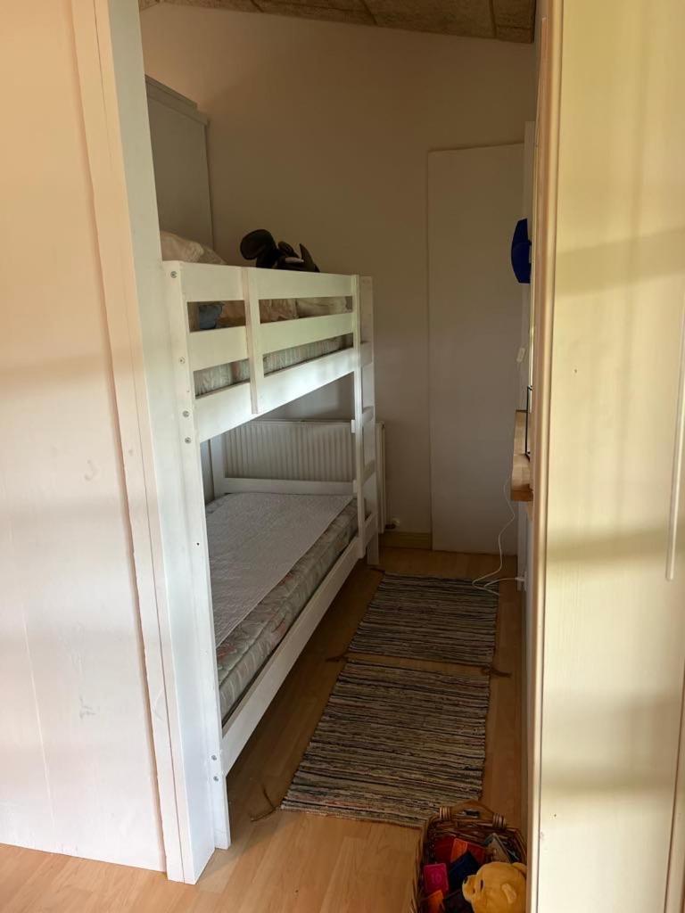 Skon Lejlighed Til 4 Personer Ansager Exteriér fotografie
